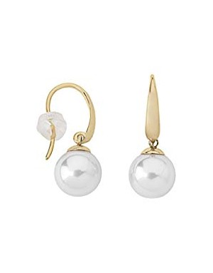 Pendientes de gancho dorado con perlas                                